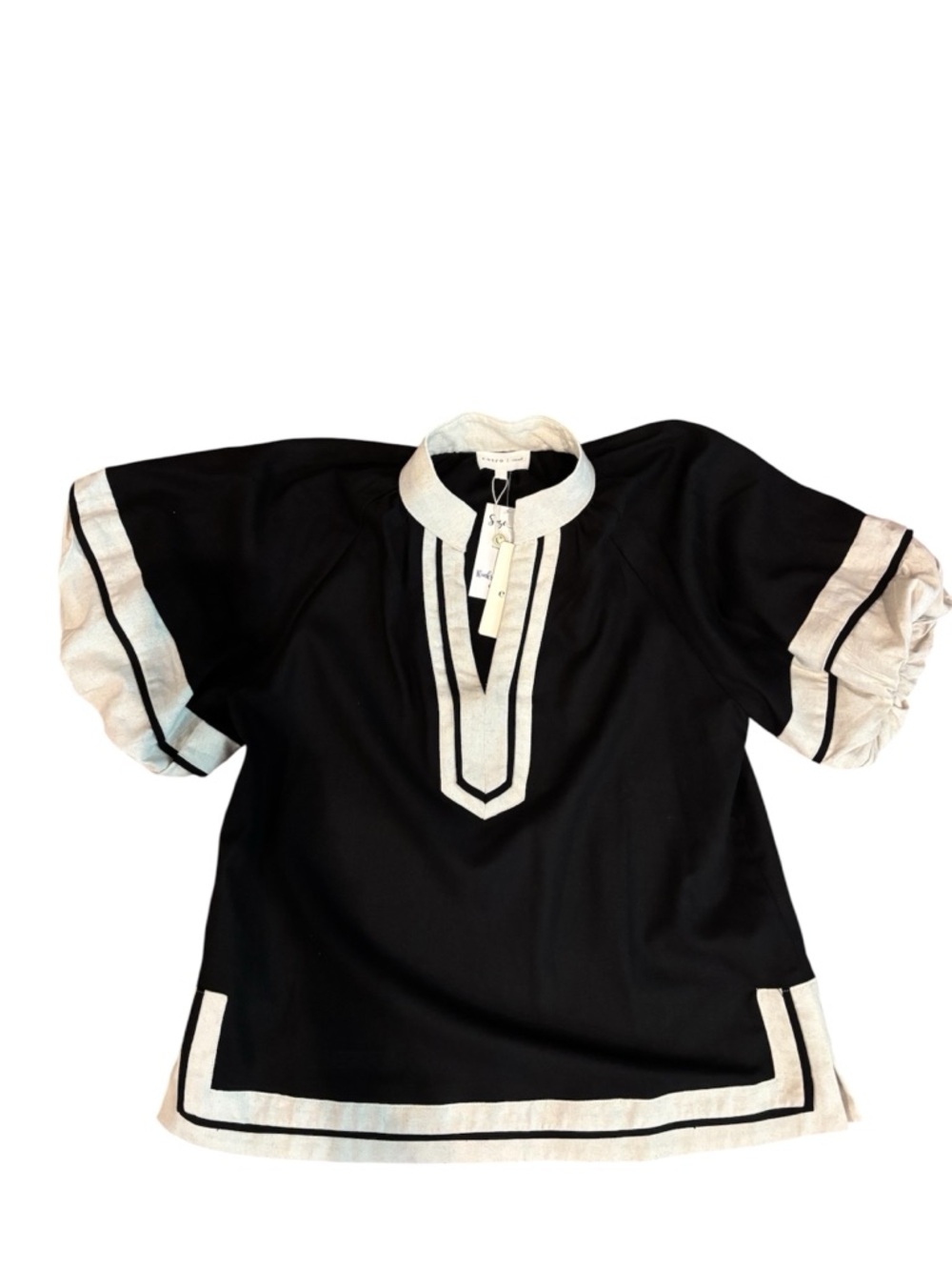 entro Black Top with Cream Trim - Picture 2 of 7